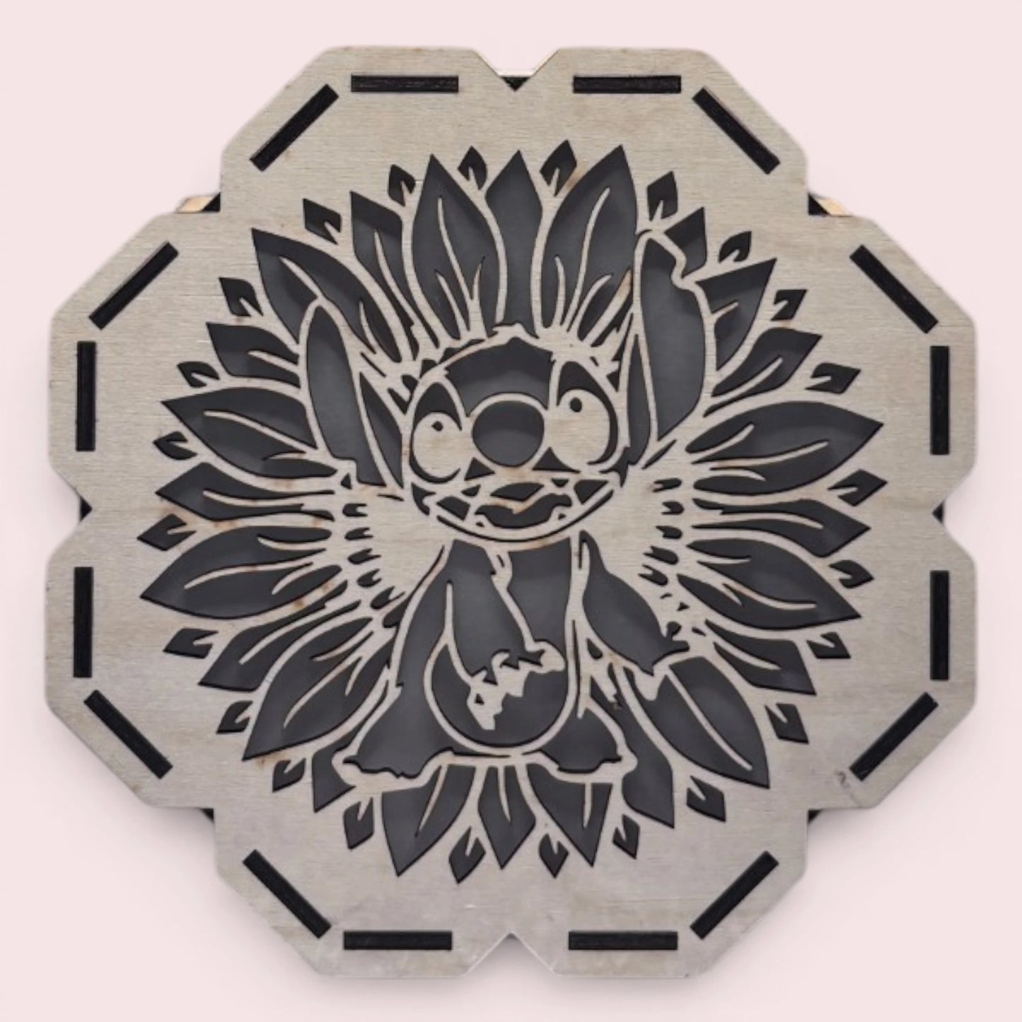 Veilleuse en bois personnalisable Stitch – lampe LED gravée