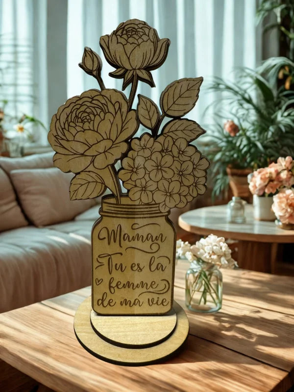 Bouquet en bois gravé – “Maman” à garder pour toujours