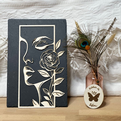 Visage de femme en bois – Découpe fine et élégante