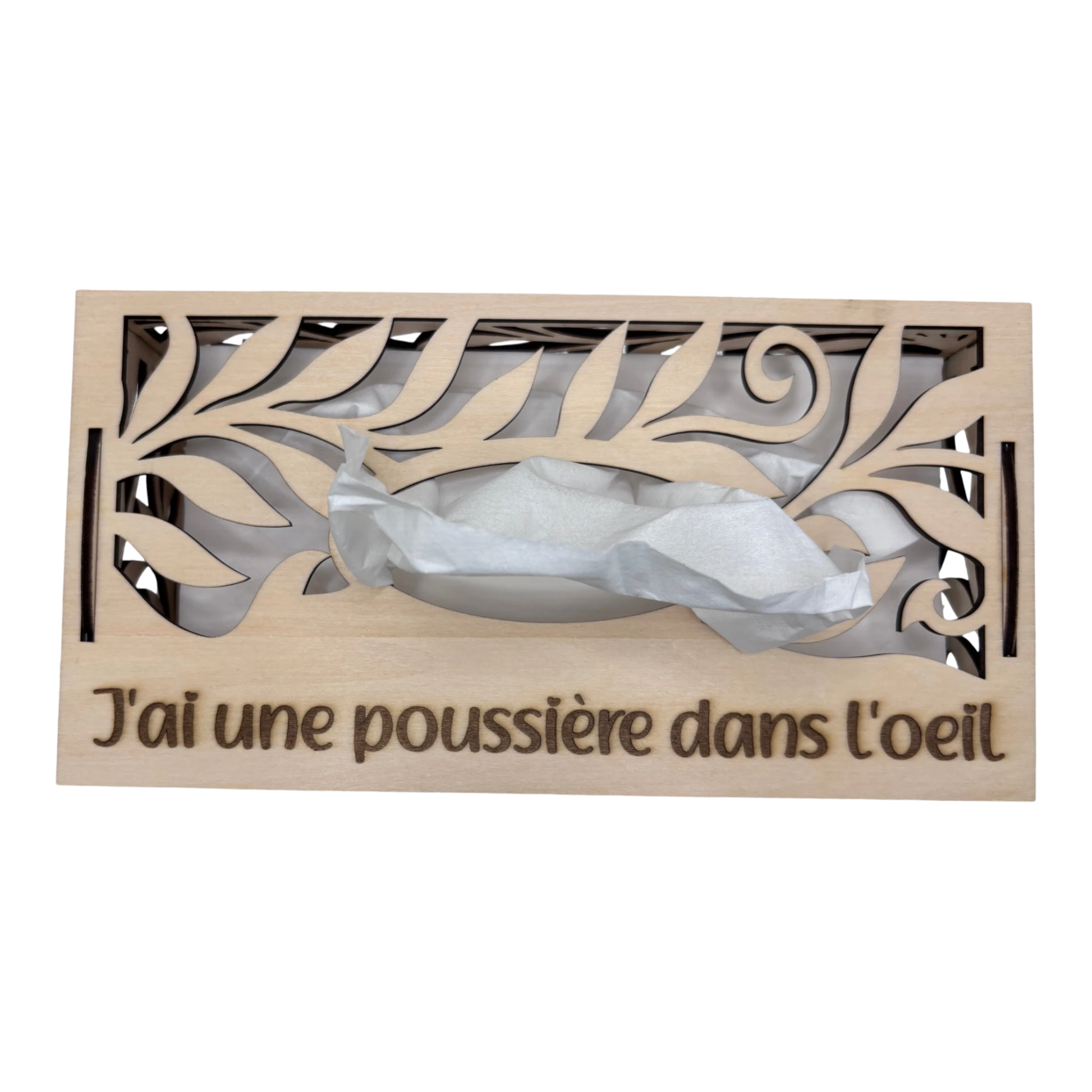 Boîte à mouchoirs décorative en bois clair L'Atelier de Lylou avec motif floral ajouré et inscription "J'ai une poussière dans l'oeil".