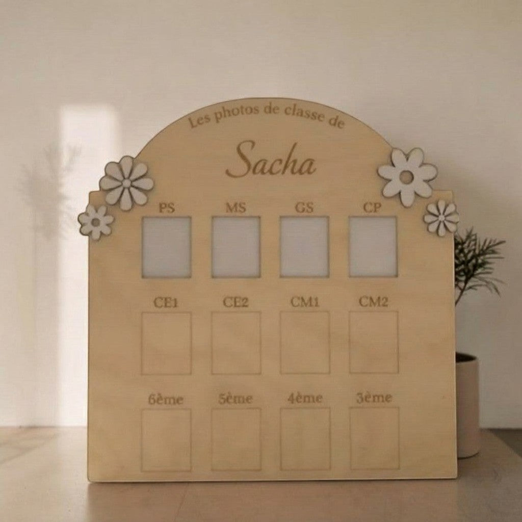 L'Atelier de Lylou cadre photo bois personnalisé pour photos de classe, décor floral, 12 emplacements.