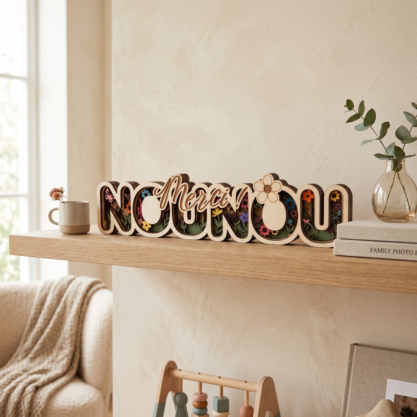 L'Atelier de Lylou Déco bois "Merci Nounou" multicouches avec motif floral et papillons.