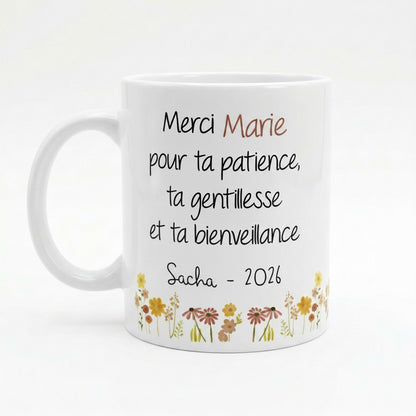 Mug blanc personnalisé "Merci Marie pour ta patience, ta gentillesse et ta bienveillance" par Sacha - 2026, décor floral